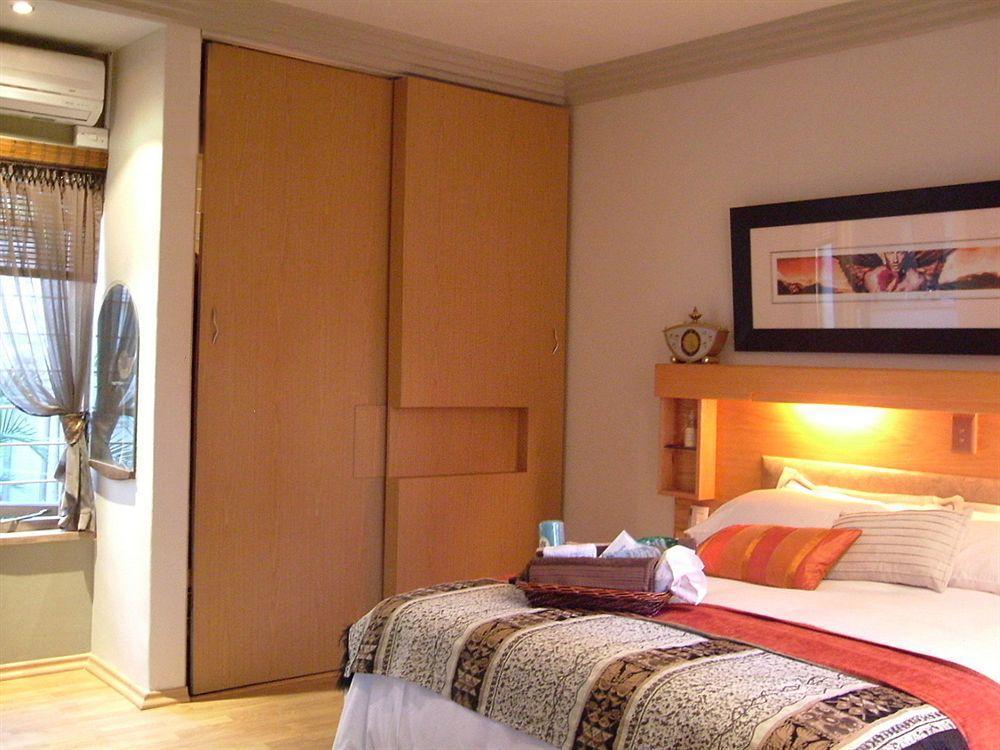 Twin Waters Guest House Randburg Dış mekan fotoğraf